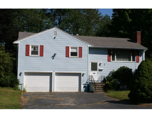 Photo of 4 Briarcliff Dr