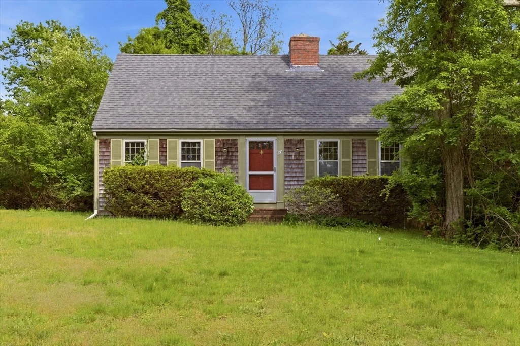 Photo of 93 Robbins Circle