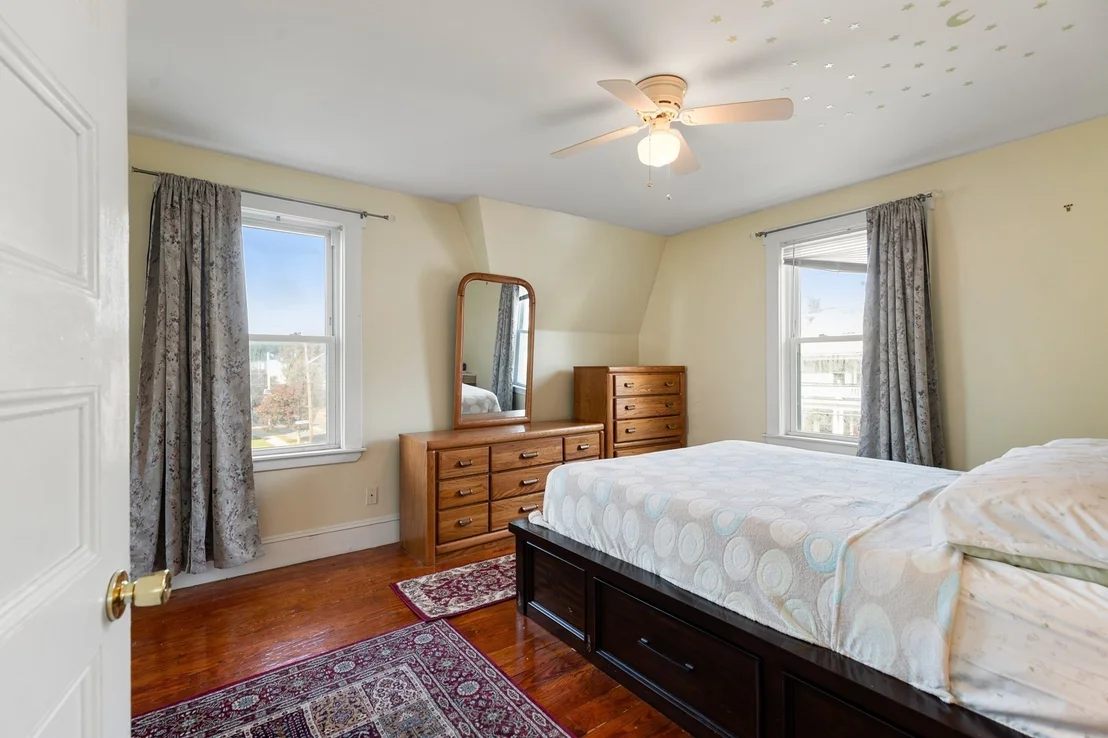 Photo of 100 Euclid Ave