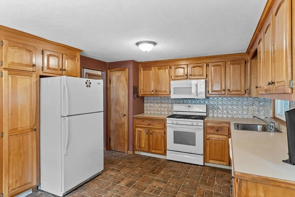 Photo of 9 Hilltop Ave