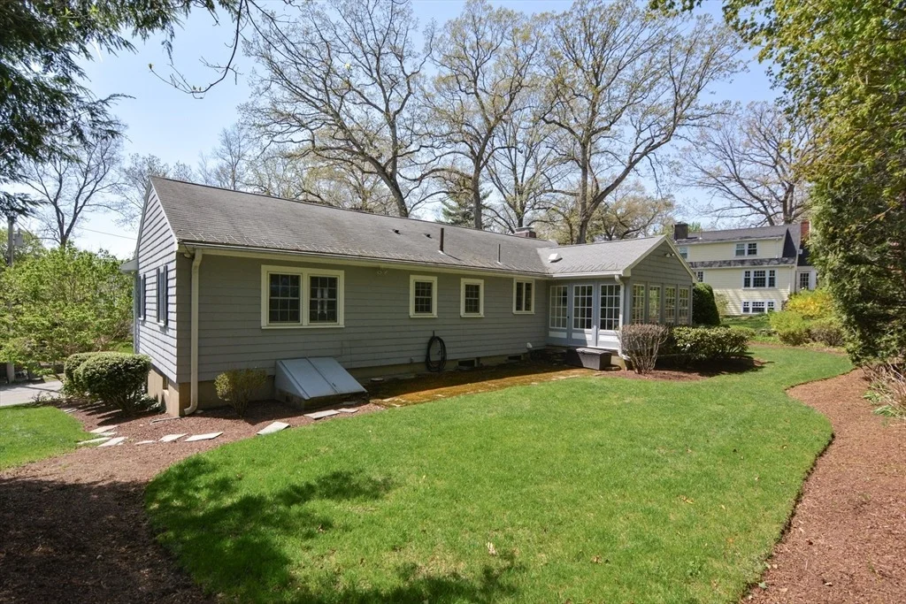 Photo of 35 Windemere Rd