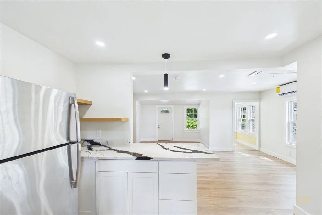 Photo of 6 Pinehurst Dr
