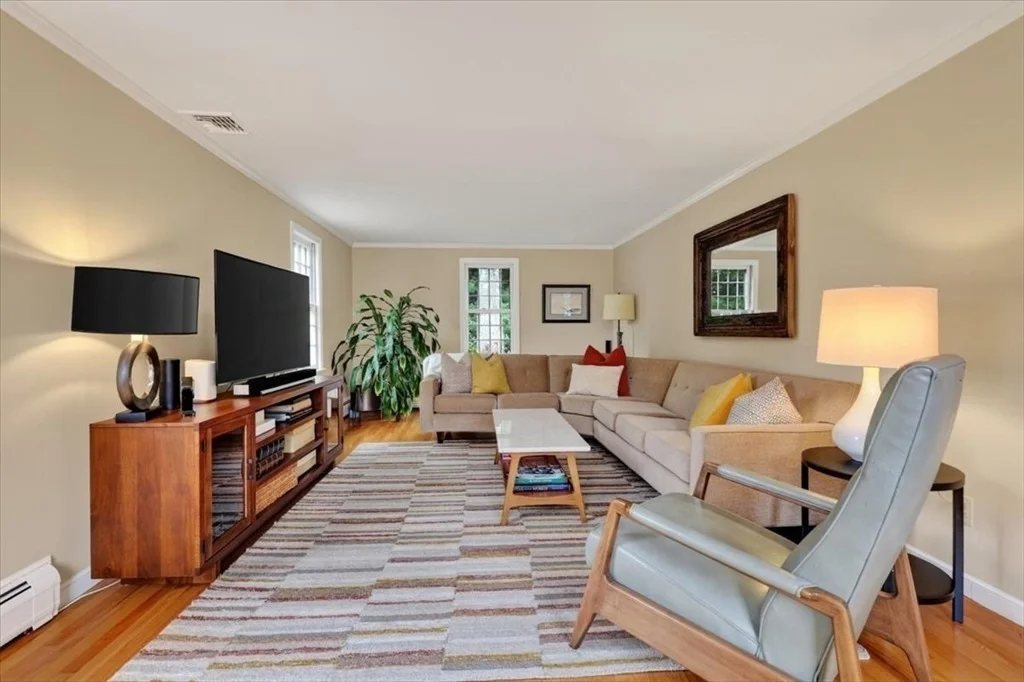 Photo of 18 Pine Grove Road