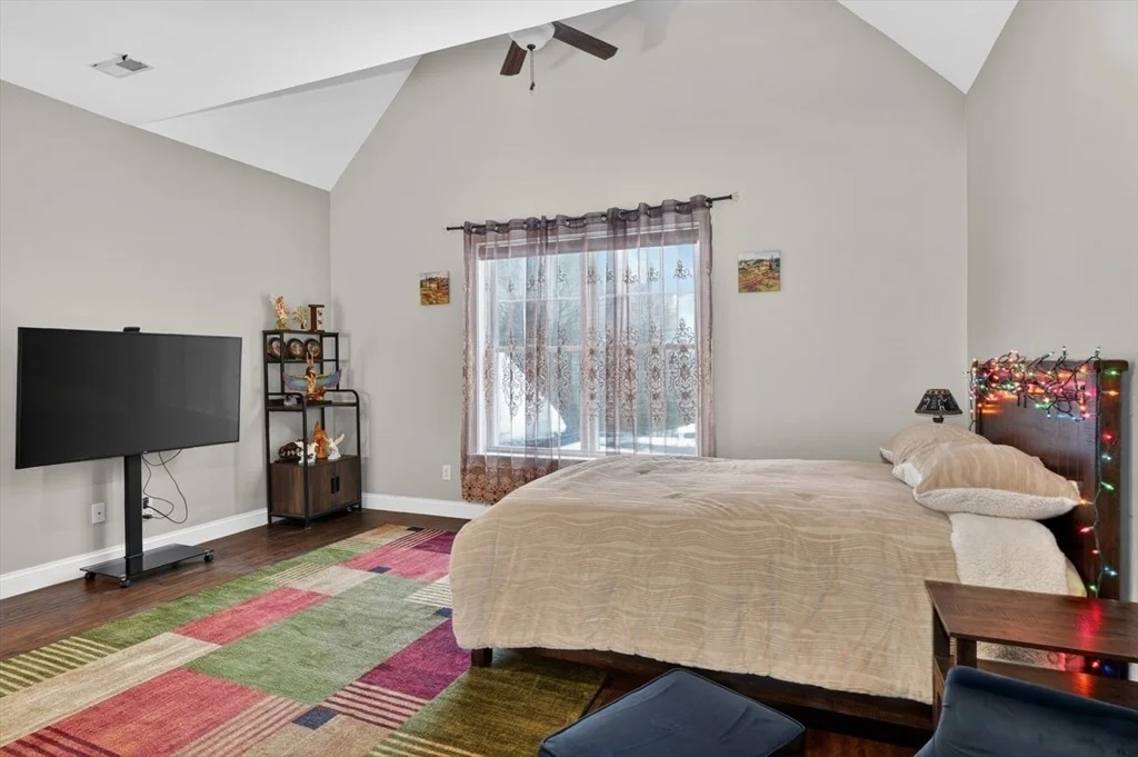 Photo of 139 Oak Tr