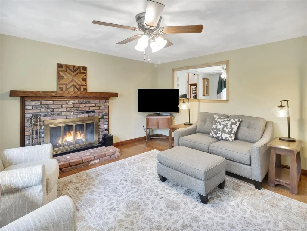 Photo of 93 Spring Hill Dr