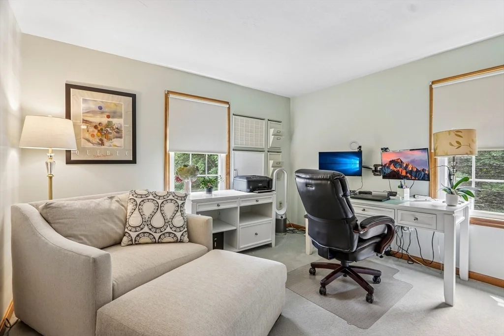 Photo of 59 Oxford Dr