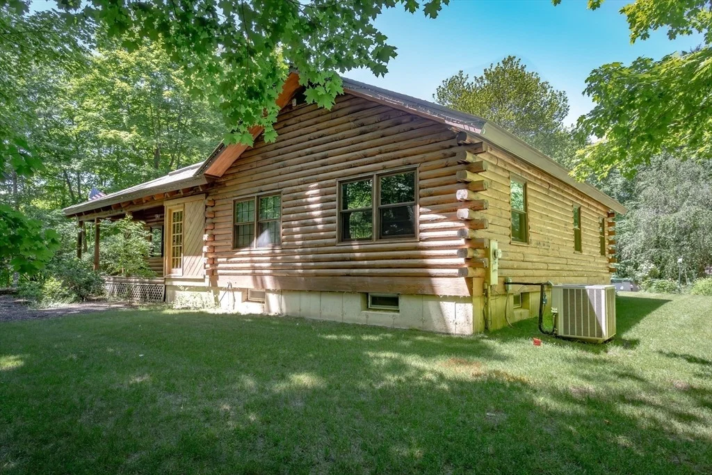 Photo of 457 Montgomery Rd