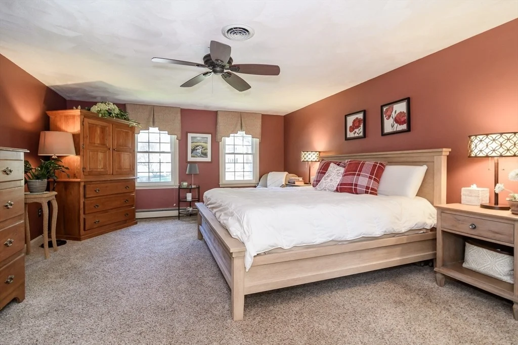 Photo of 36 Bubbling Brook Rd