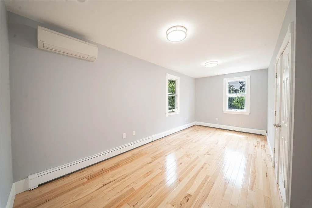 Photo of 34 Dewey Ave
