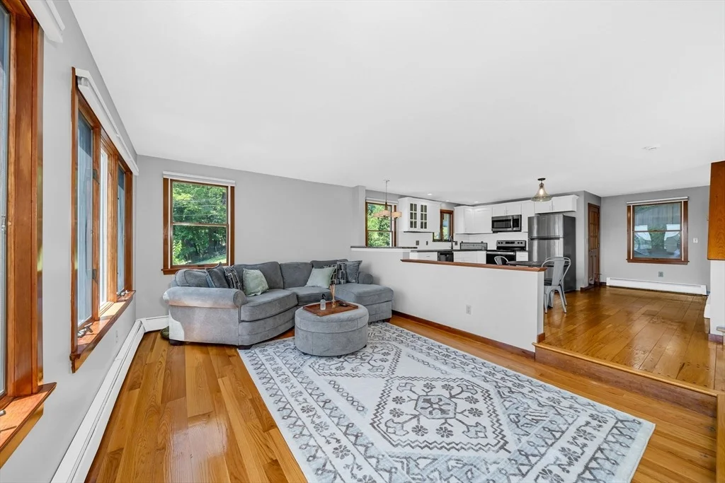 Photo of 11 Beech Ln