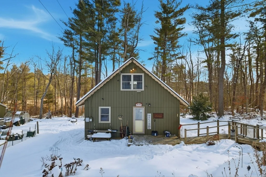 Photo of 200 Fox Den Rd