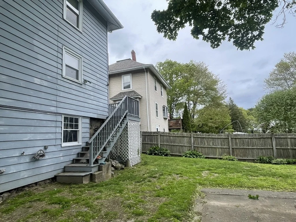 Photo of 384 Elliott St