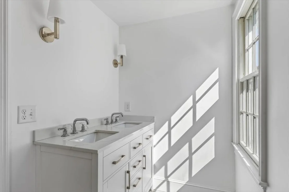 Photo of 3 Hollyhock Ln.