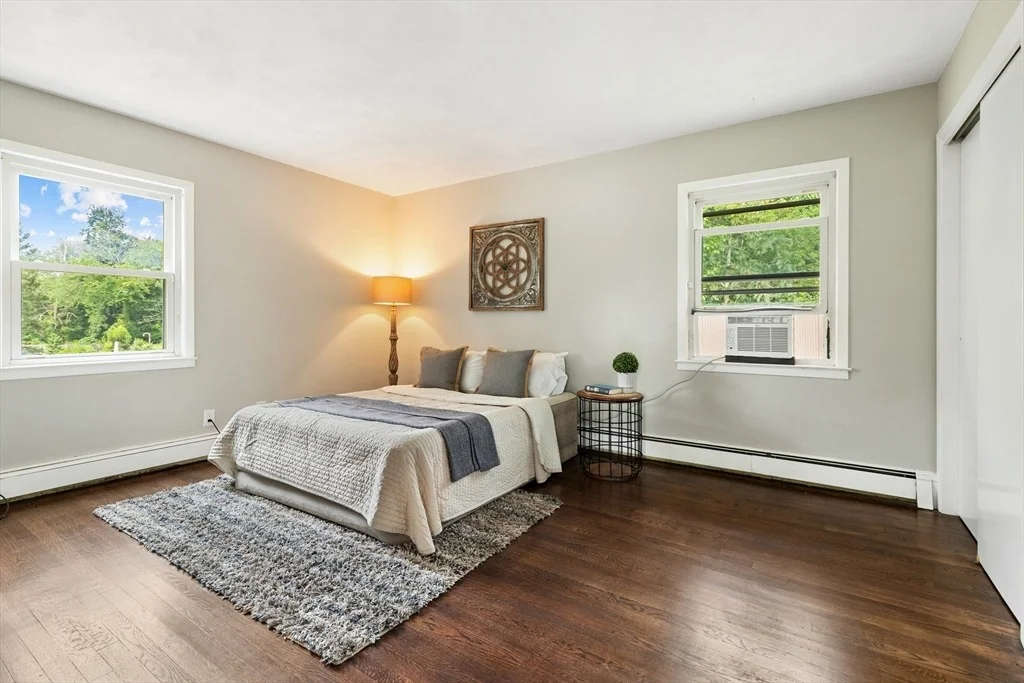 Photo of 304 Lowell St