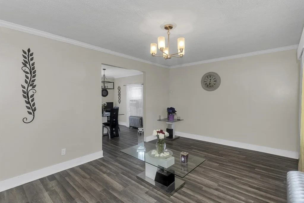 Photo of 15 Merida St