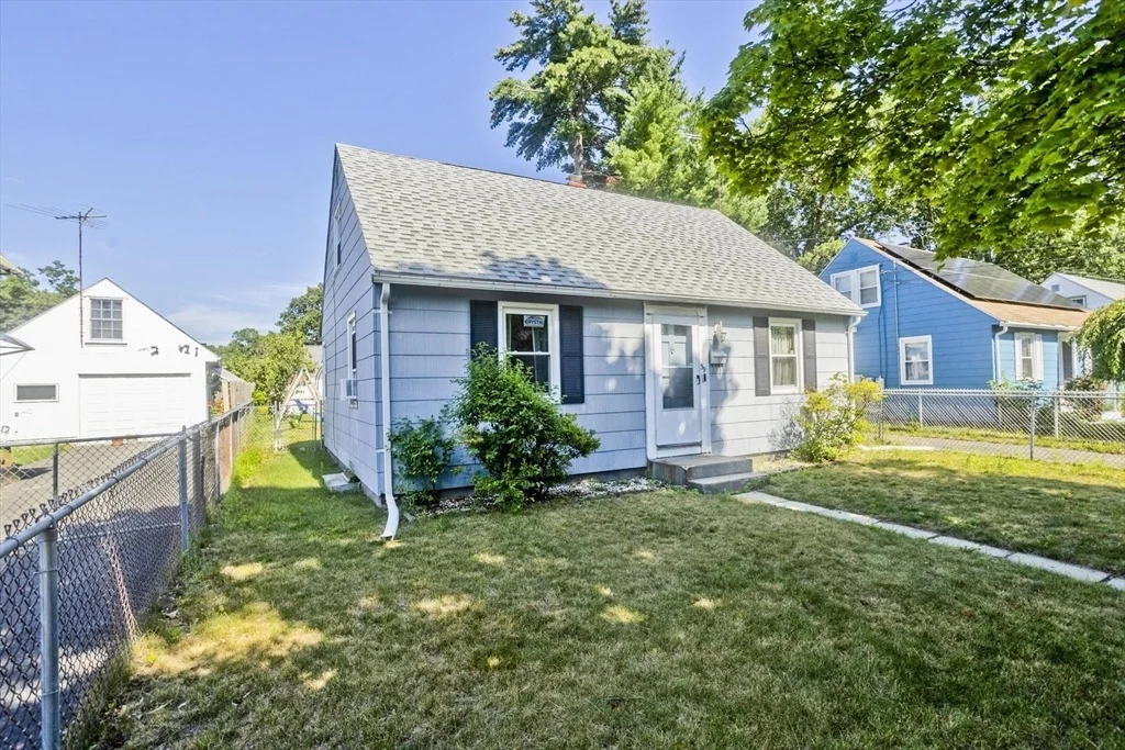 Photo of 39 Seymour Ave