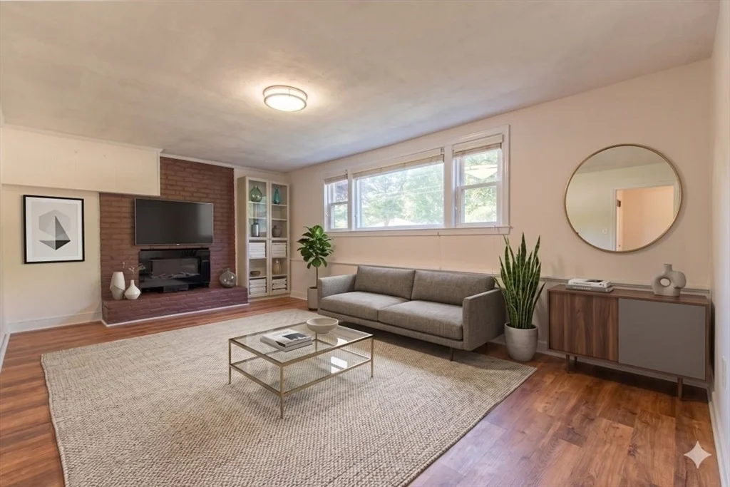 Photo of 37 Lantern Ln.
