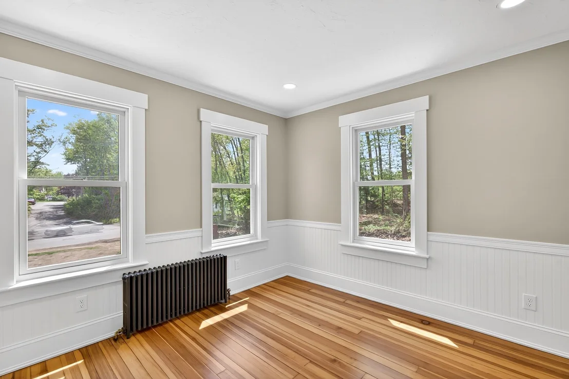 Photo of 148 Center Street