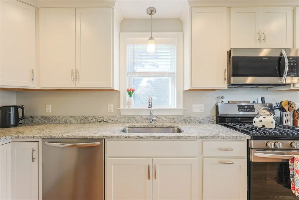 Photo of 17 Cobblestone Lane