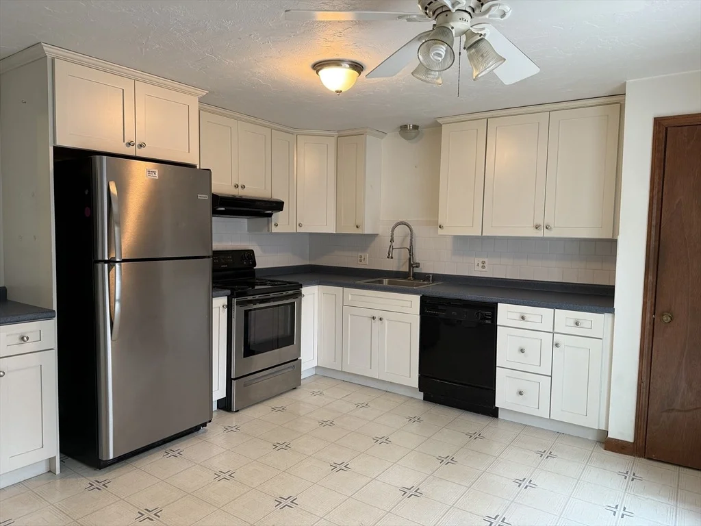 Photo of Unit 3 at 3 Pineview
