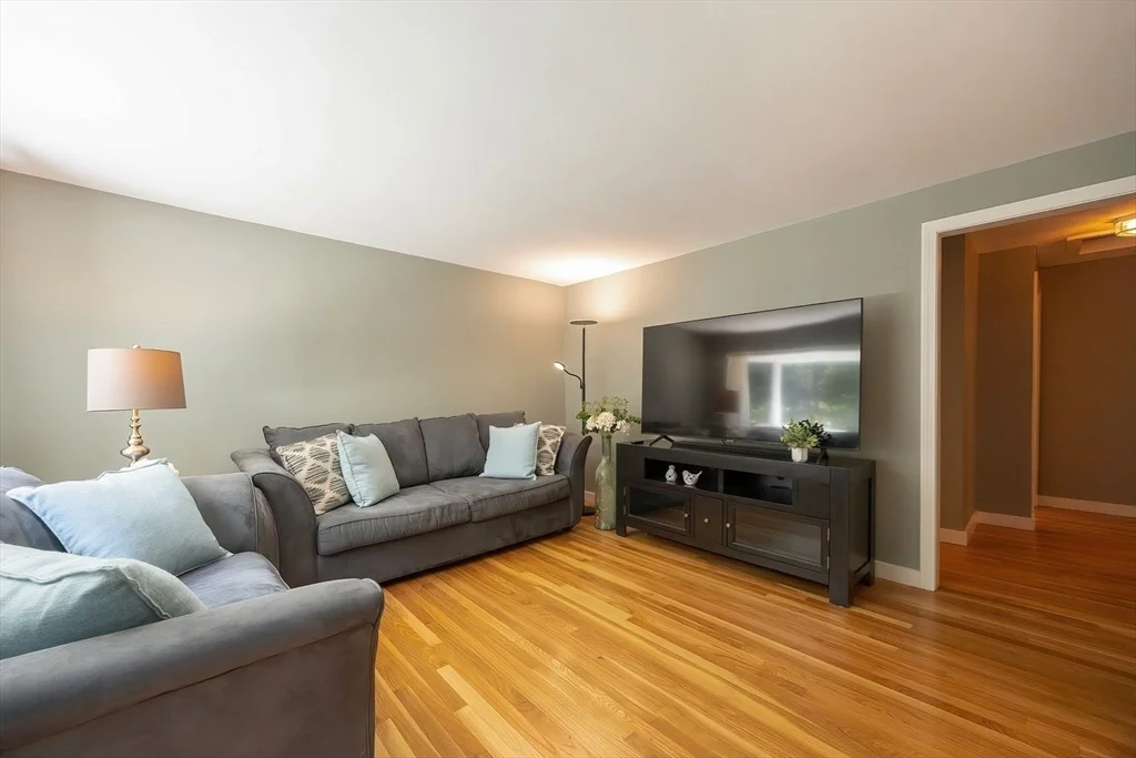 Photo of 103 Leland Rd
