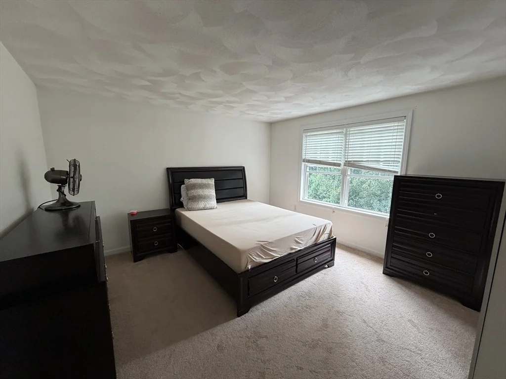 Photo of 25 Winston Cir