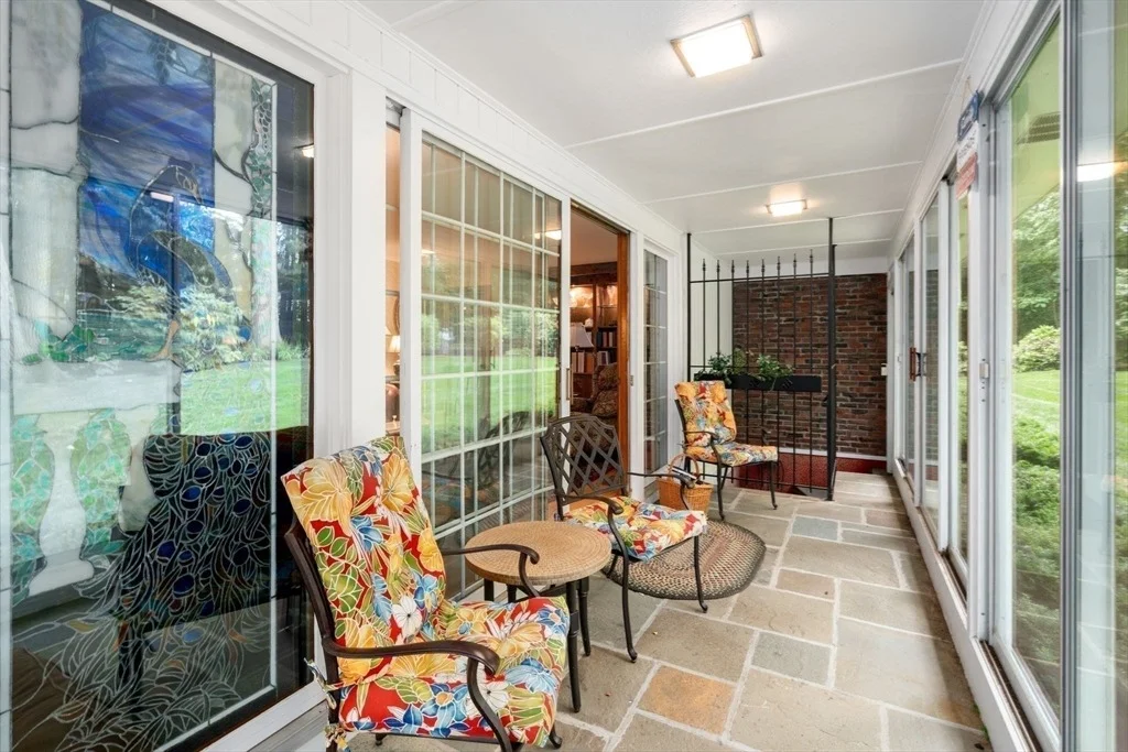 Photo of 15 Mary Jane Cir