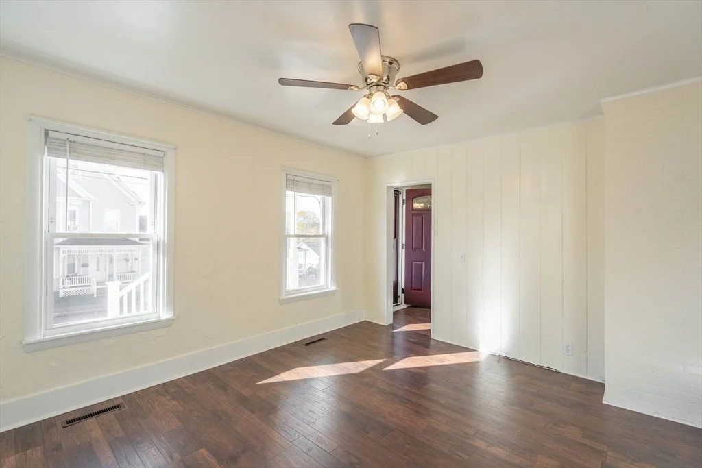 Photo of 33 High St