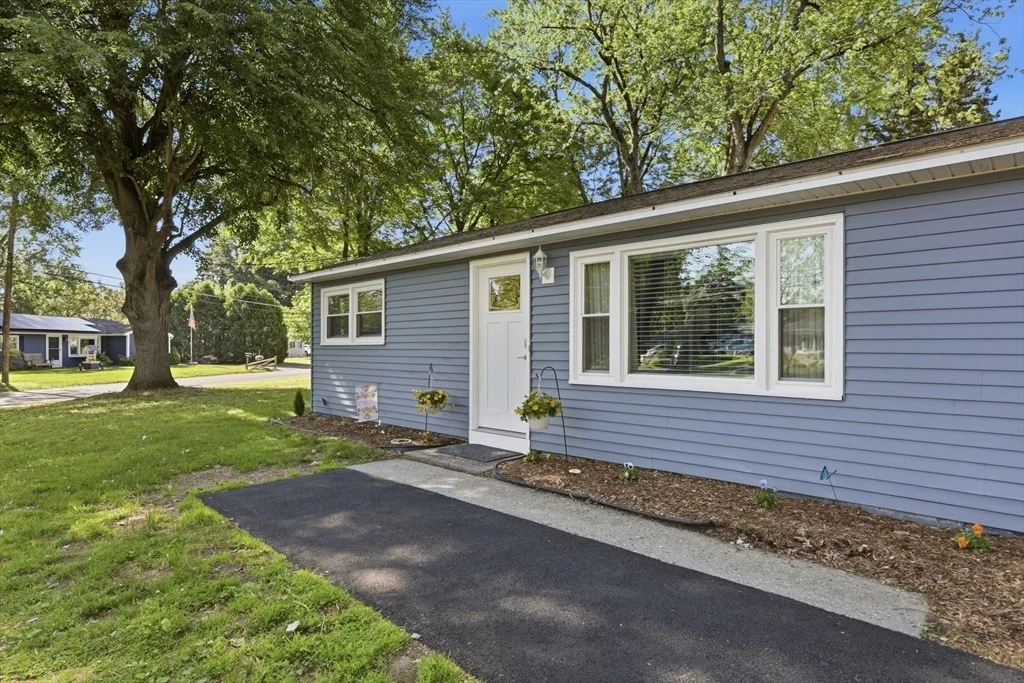 Photo of 43 Sunridge Dr