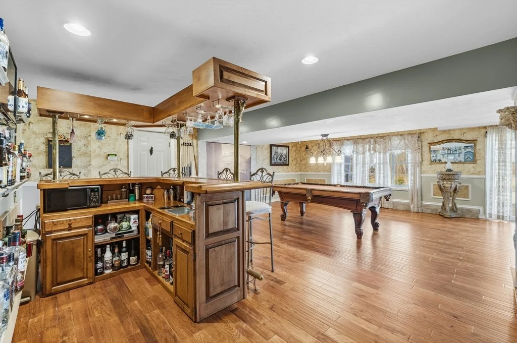 Photo of 6 Meadowlark Drive