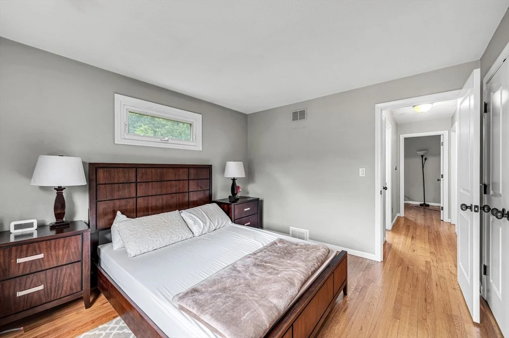 Photo of 18 Blokland Dr
