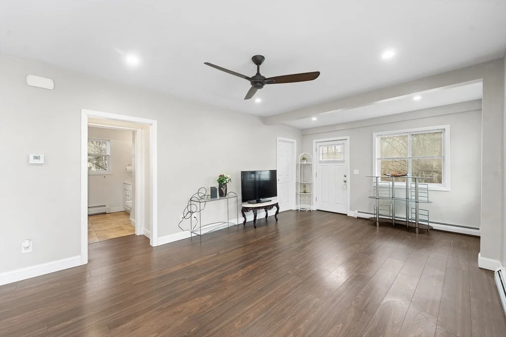 Photo of 111 Plain St