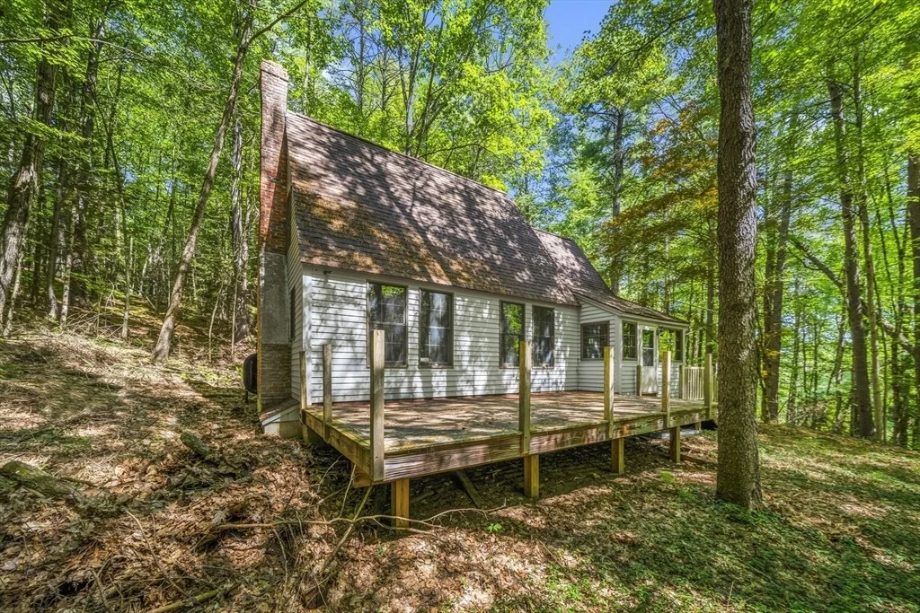 Photo of 180 Holtshire Rd