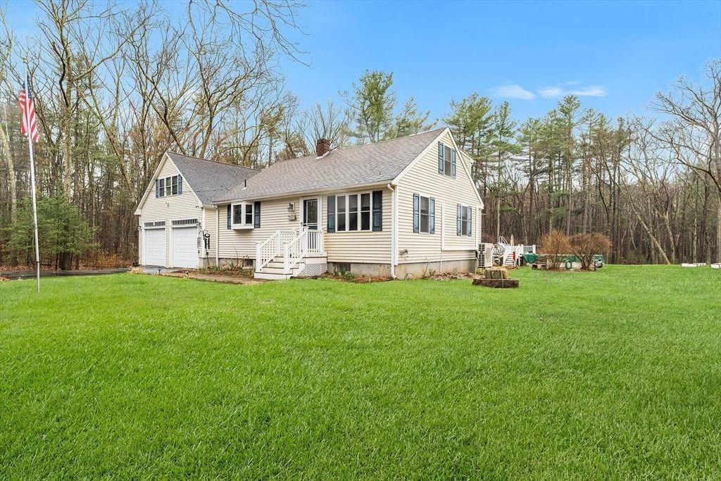 Photo of 363 Maple St