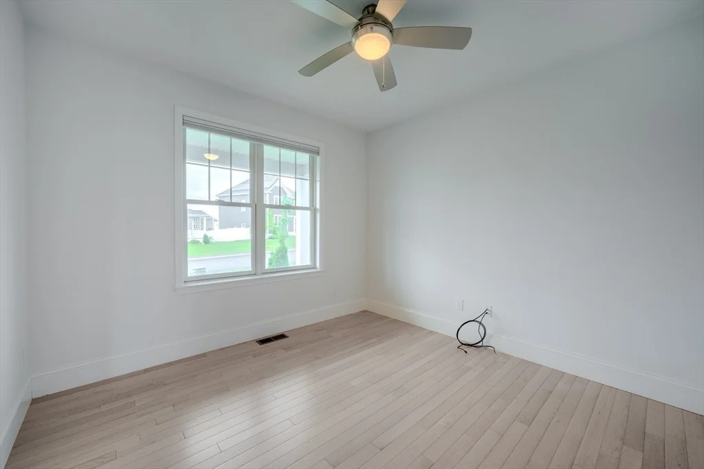 Photo of 72 Pratt Ave