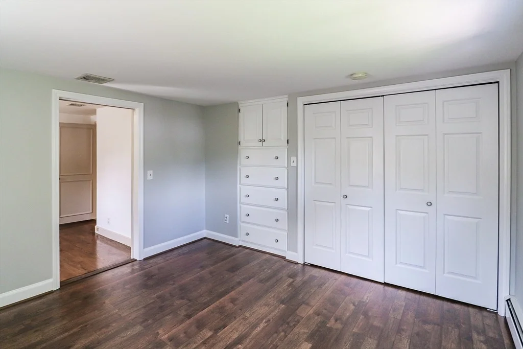 Photo of 595 Laurel Street