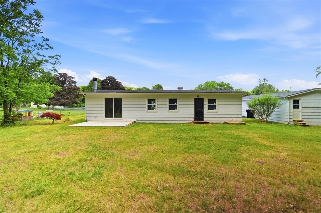 Photo of 37 Sun Valley Rd