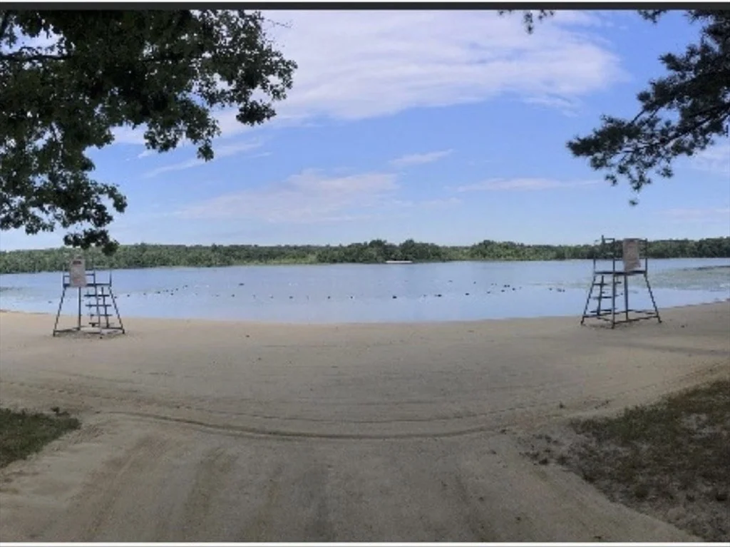 Photo of 7 Cottage Dr