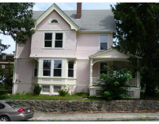 Photo of 573 Park Ave