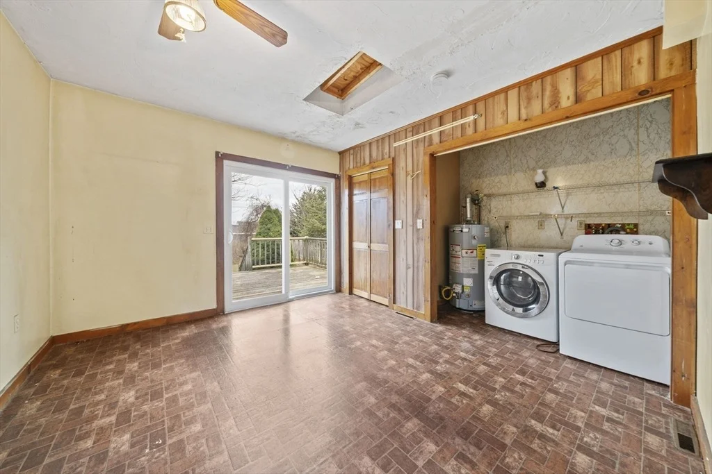 Photo of 93 Franklin St