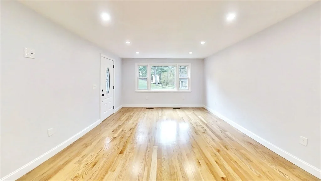 Photo of 8 Reardon Rd