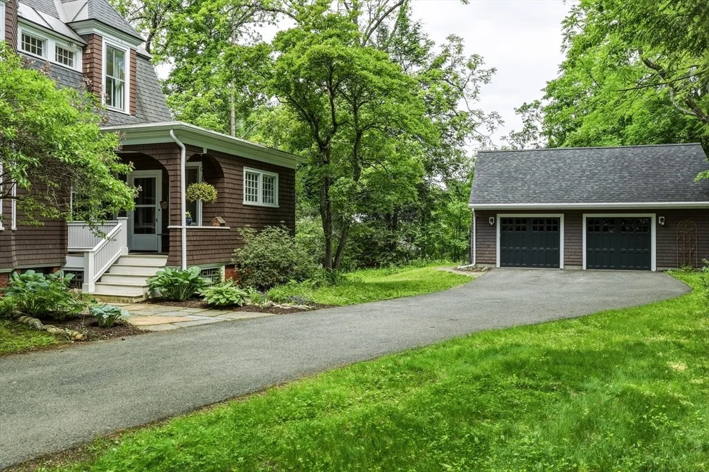 Photo of 91 Sunset Ave