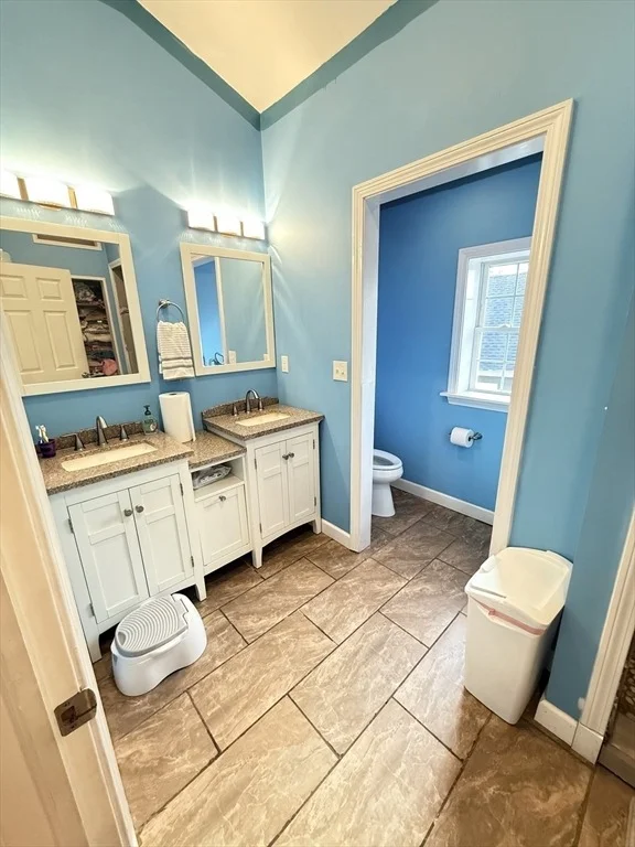 Photo of 7 Central St