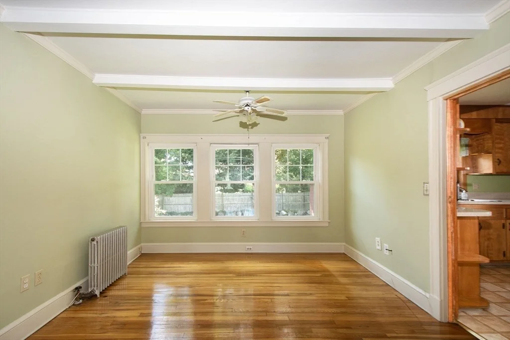 Photo of 10 Elmlawn Rd