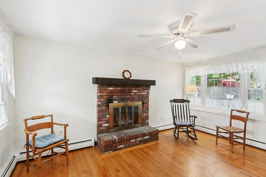Photo of 20 Sycamore Rd