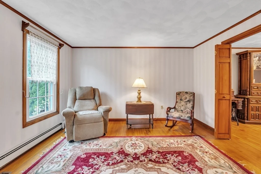 Photo of 143 Charlton Rd