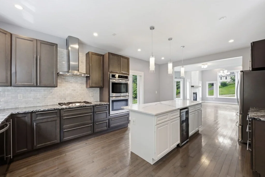 Photo of 270 Barton Ave