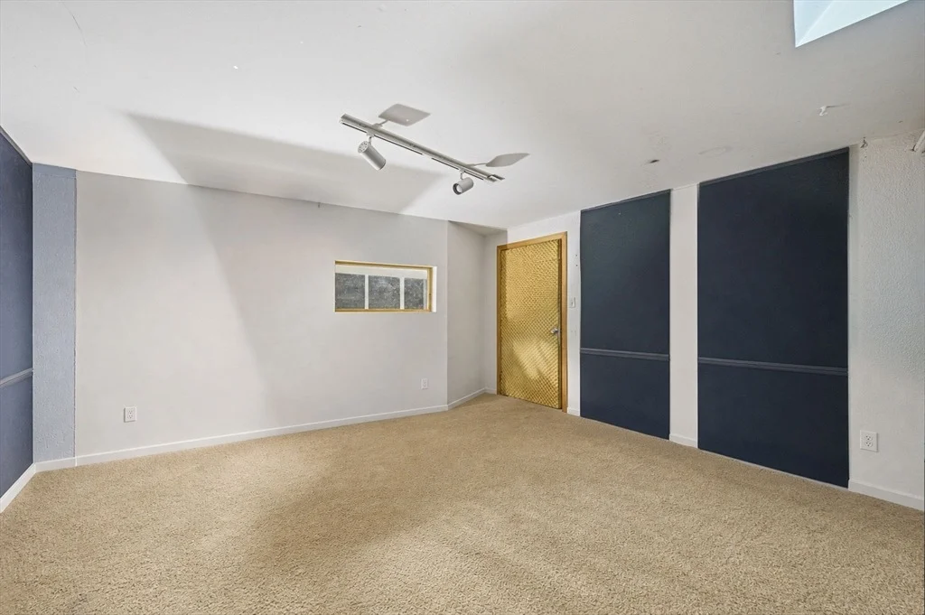 Photo of 146 Acton Road