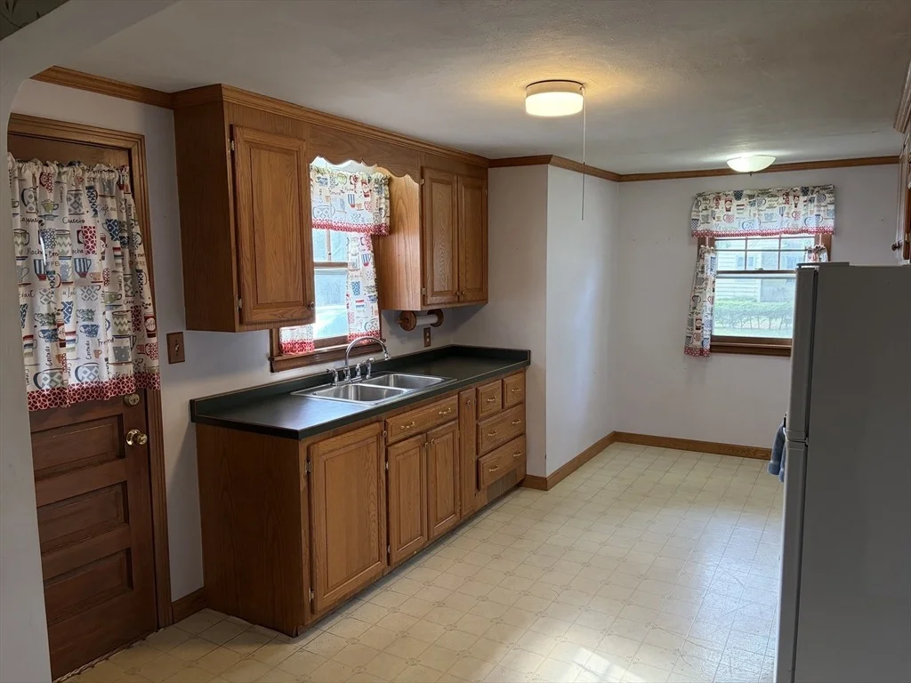 Photo of 84 Clairmont Ave