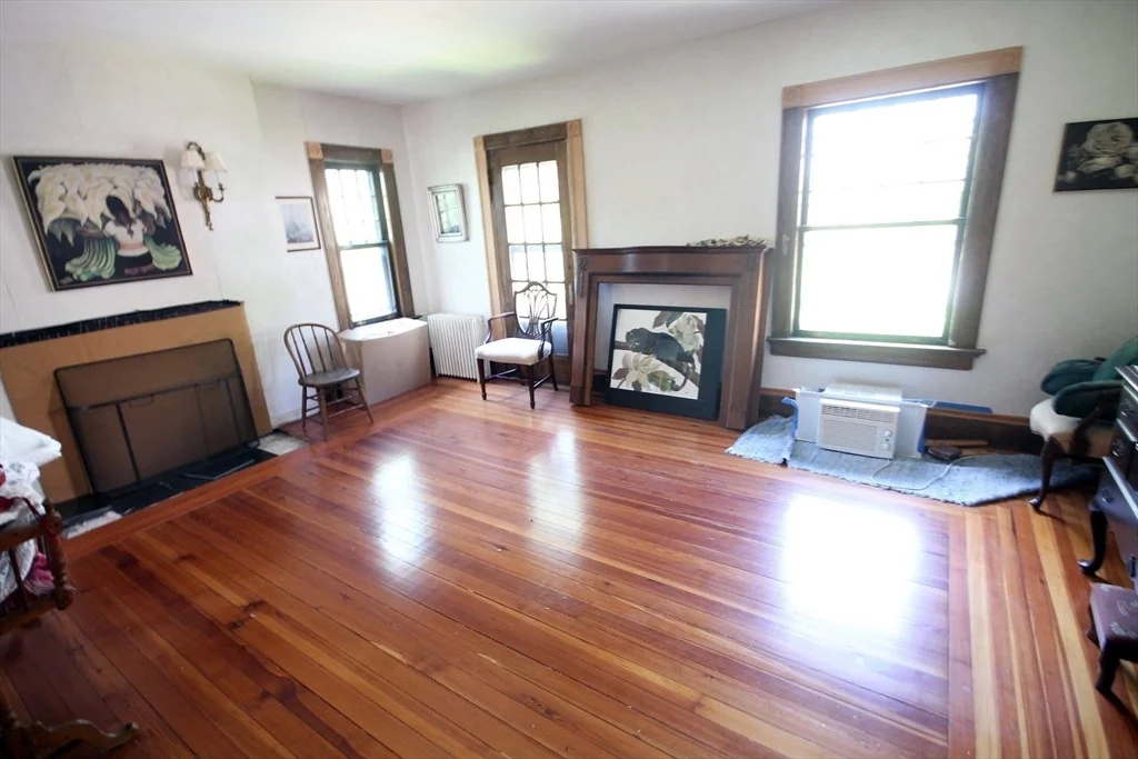 Photo of 50 Bellevue Ave